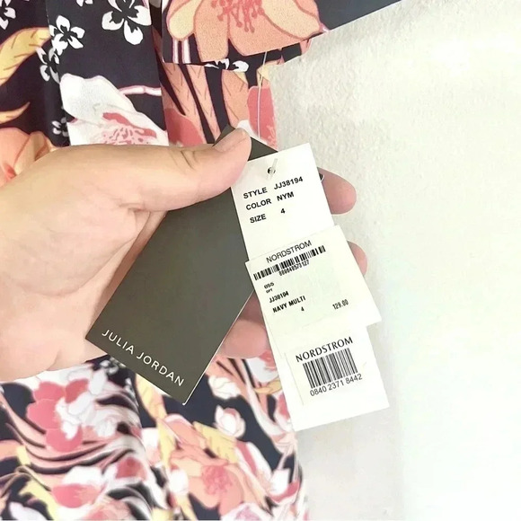 Julia Jordan Floral Puff-Sleeve Navy Blue Short Sleeve Midi Dress Size 4, NWT - Picture 14 of 16